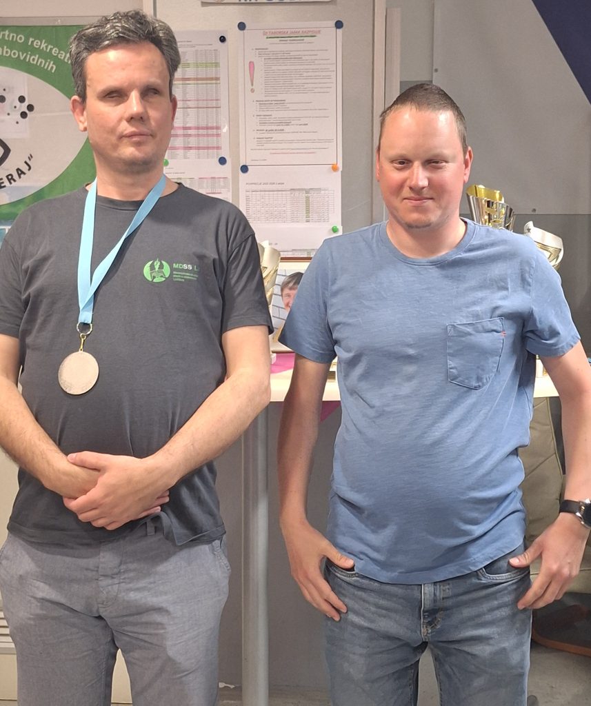 Rok Janežič (MDSS LJ) kot prejemnik medalje. 3. pokal Taborske jame, 7. april 2026.