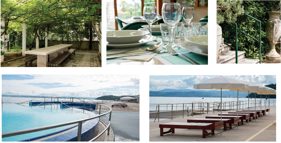 Fotografija ponazarja dvorišče, jedilnico in vhod v Dom oddiha v Izoli ZDSSS ter bazen in plažo v Izoli, vir: https://www.zveza-slepih.si/